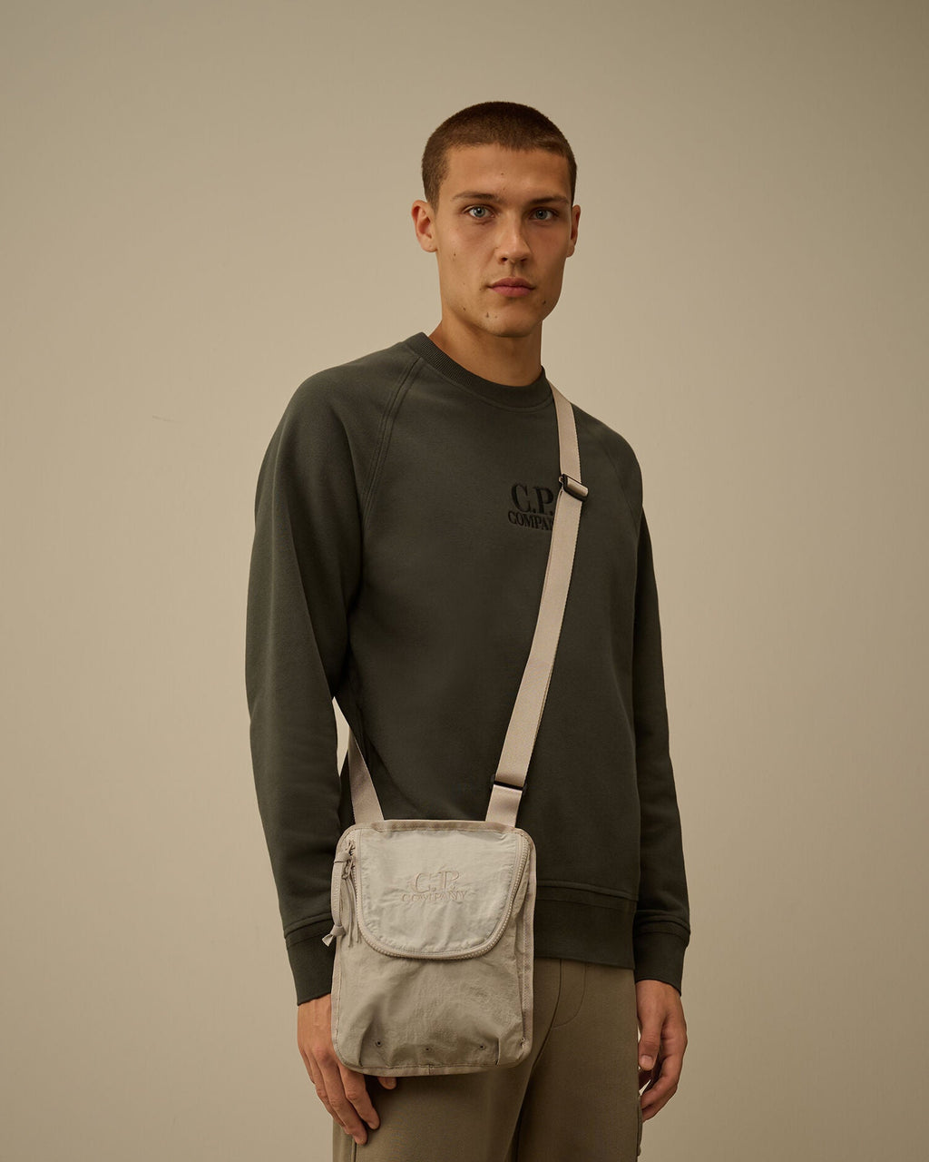 Plain Paper Touch Shoulder Bag
